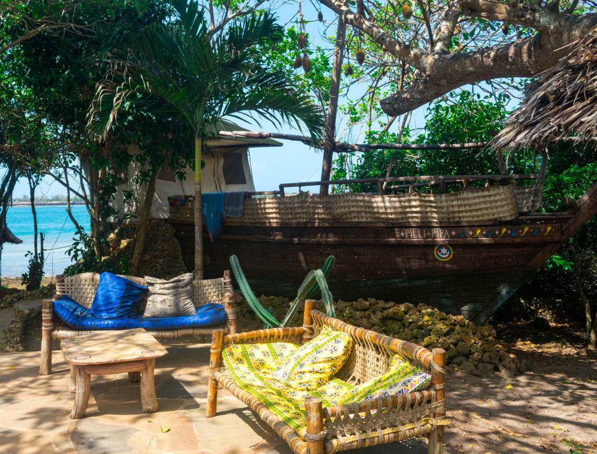 Вілла Firefly Eco Retreat Shimoni Екстер'єр фото