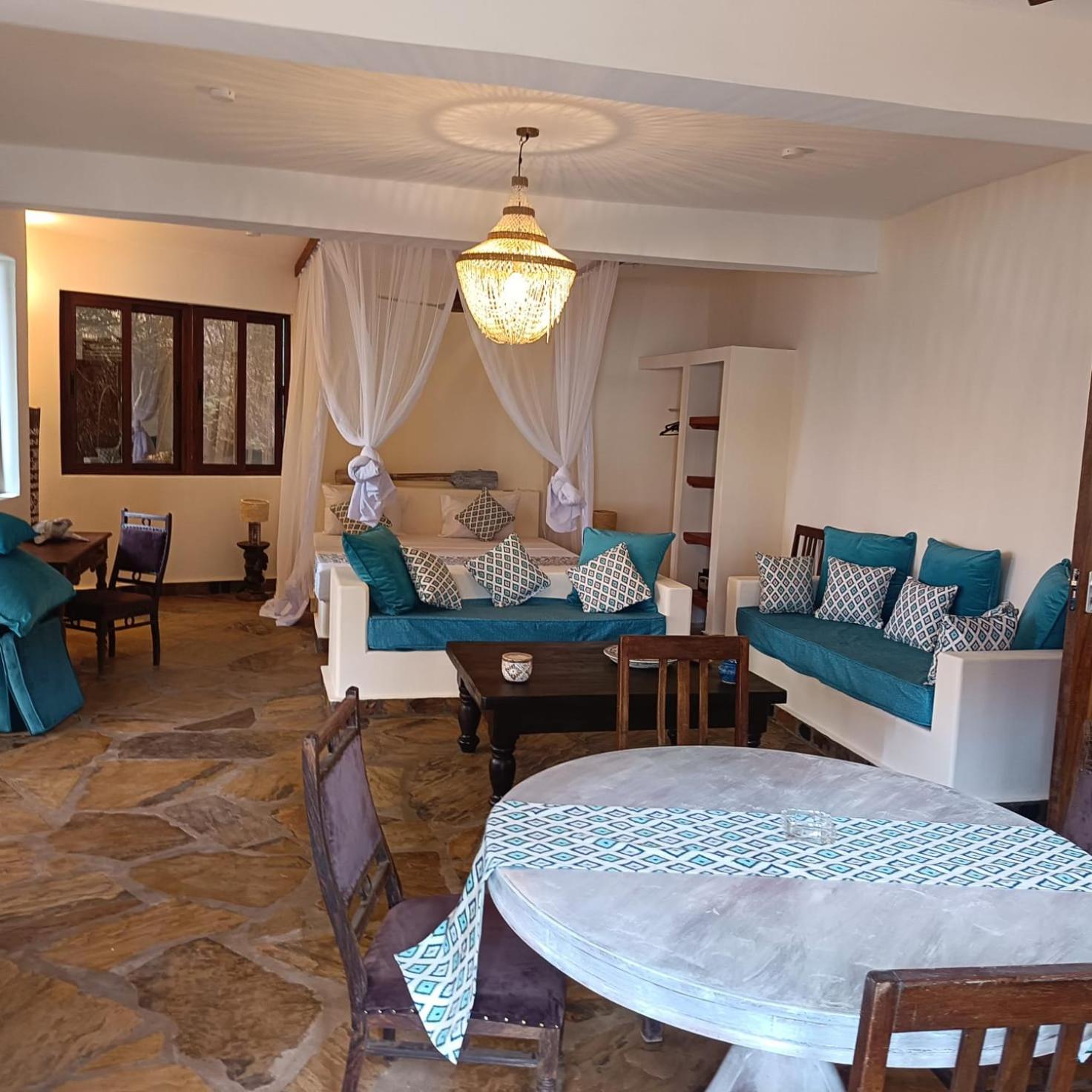 Вілла Firefly Eco Retreat Shimoni Екстер'єр фото