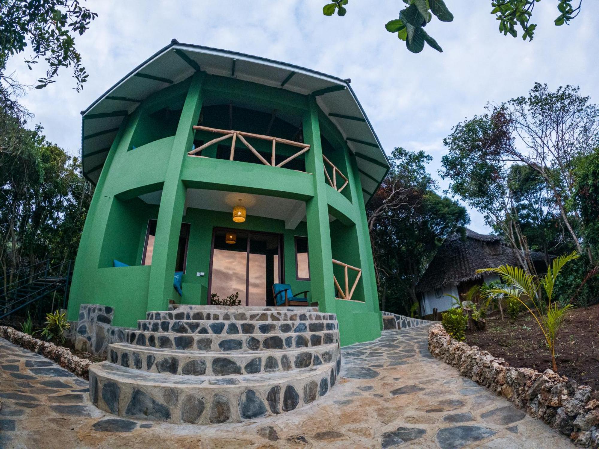 Вілла Firefly Eco Retreat Shimoni Екстер'єр фото