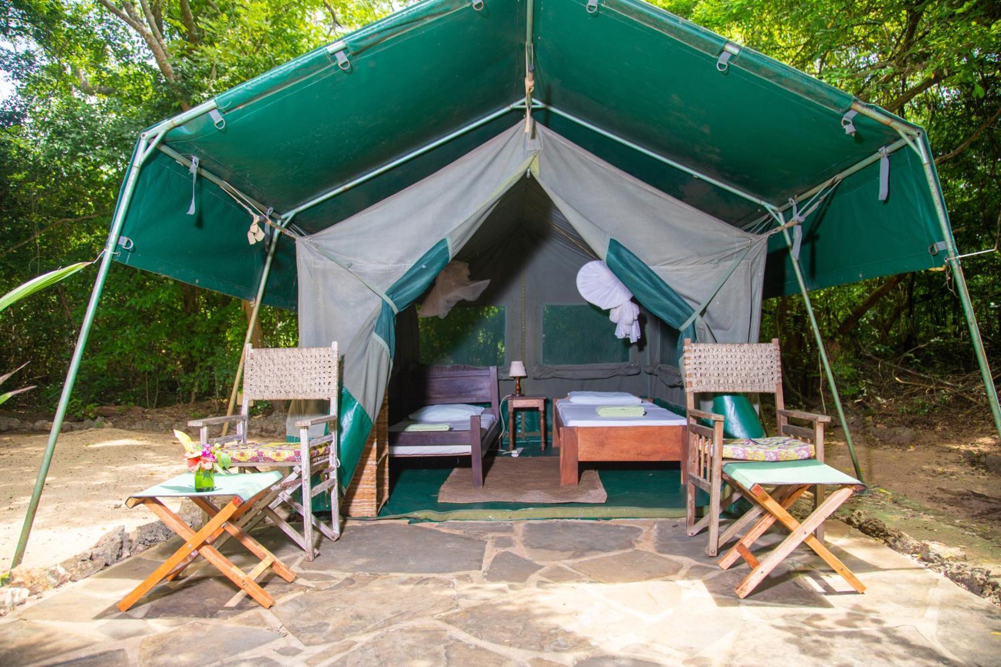 Вілла Firefly Eco Retreat Shimoni Екстер'єр фото